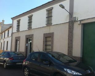 Vista exterior de Casa o xalet en venda en Valdetorres amb Terrassa i Balcó