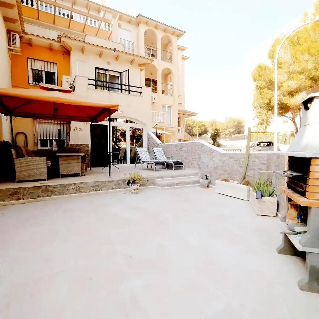 Dúplex en venta en Calle MANUEL MACHADO-CMOR, 3, Campoamor