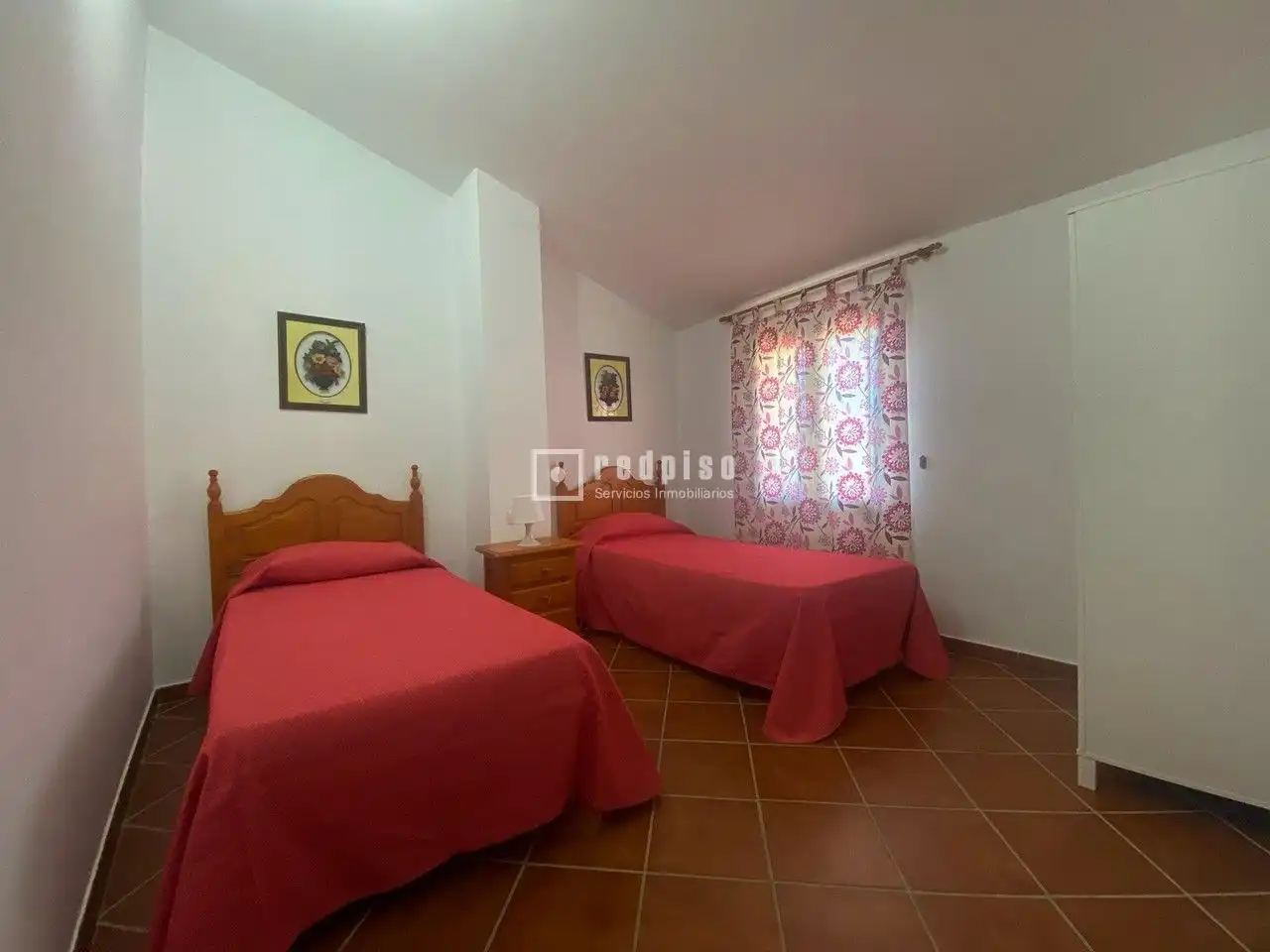 Habitación de Casa o chalet en venta en Málaga con Calefacción, Jardín privado y Terraza