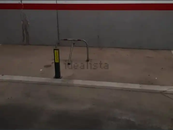 Parking de Garaje de alquiler en Mérida con Alarma