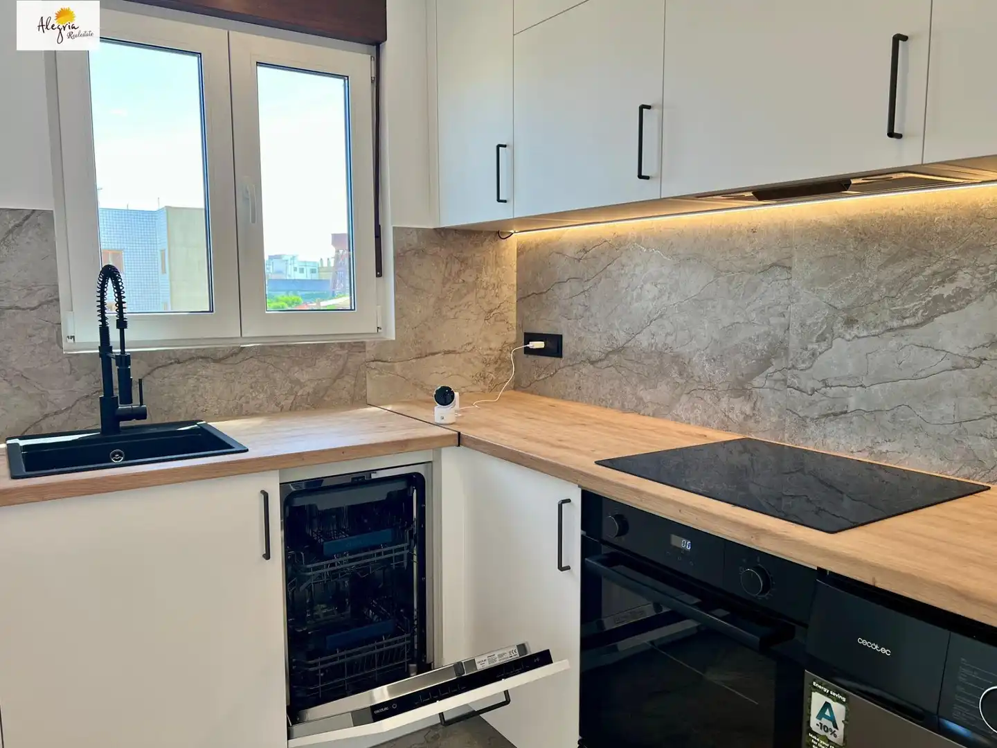 Cocina de Ático en venta en Picanya con Calefacción, Terraza y Balcón