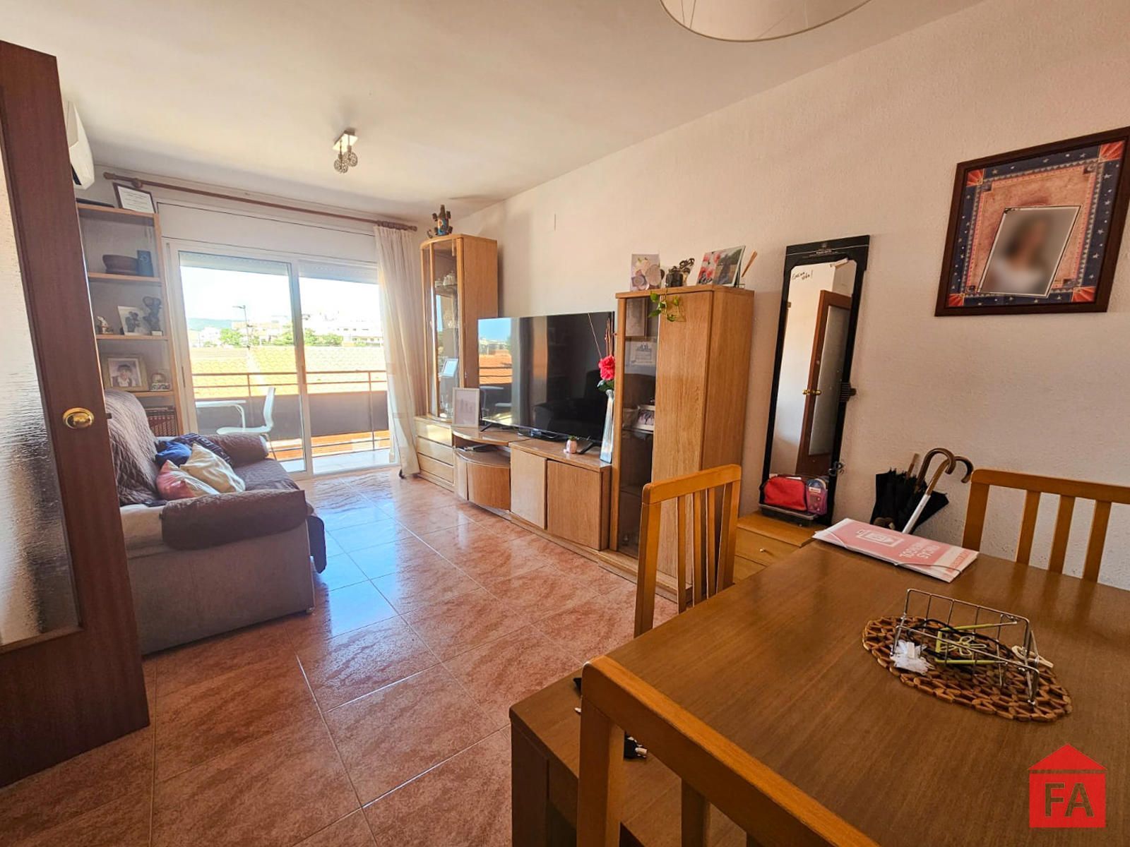 Living room of Flat for sale in El Vendrell  with Air Conditioner, Terrace and Balcony