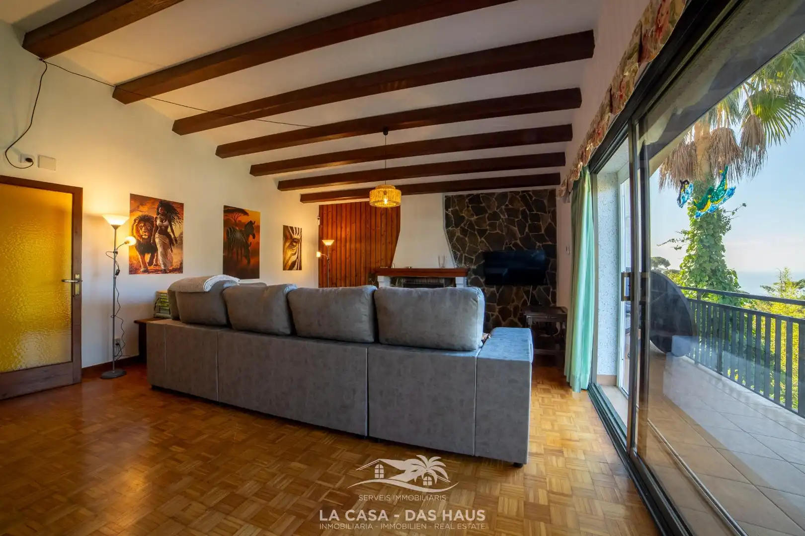 Sala d'estar de Casa o xalet en venda en Lloret de Mar amb Jardí privat, Terrassa i Balcó