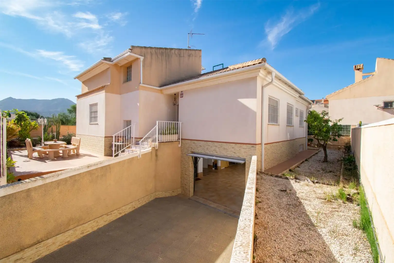 Vista exterior de Casa o chalet en venta en Cartagena con Aire acondicionado, Calefacción y Jardín privado