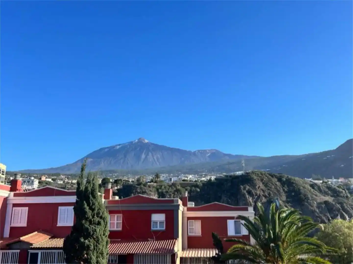 Vista exterior de Pis en venda en Icod de los Vinos amb Piscina i Balcó