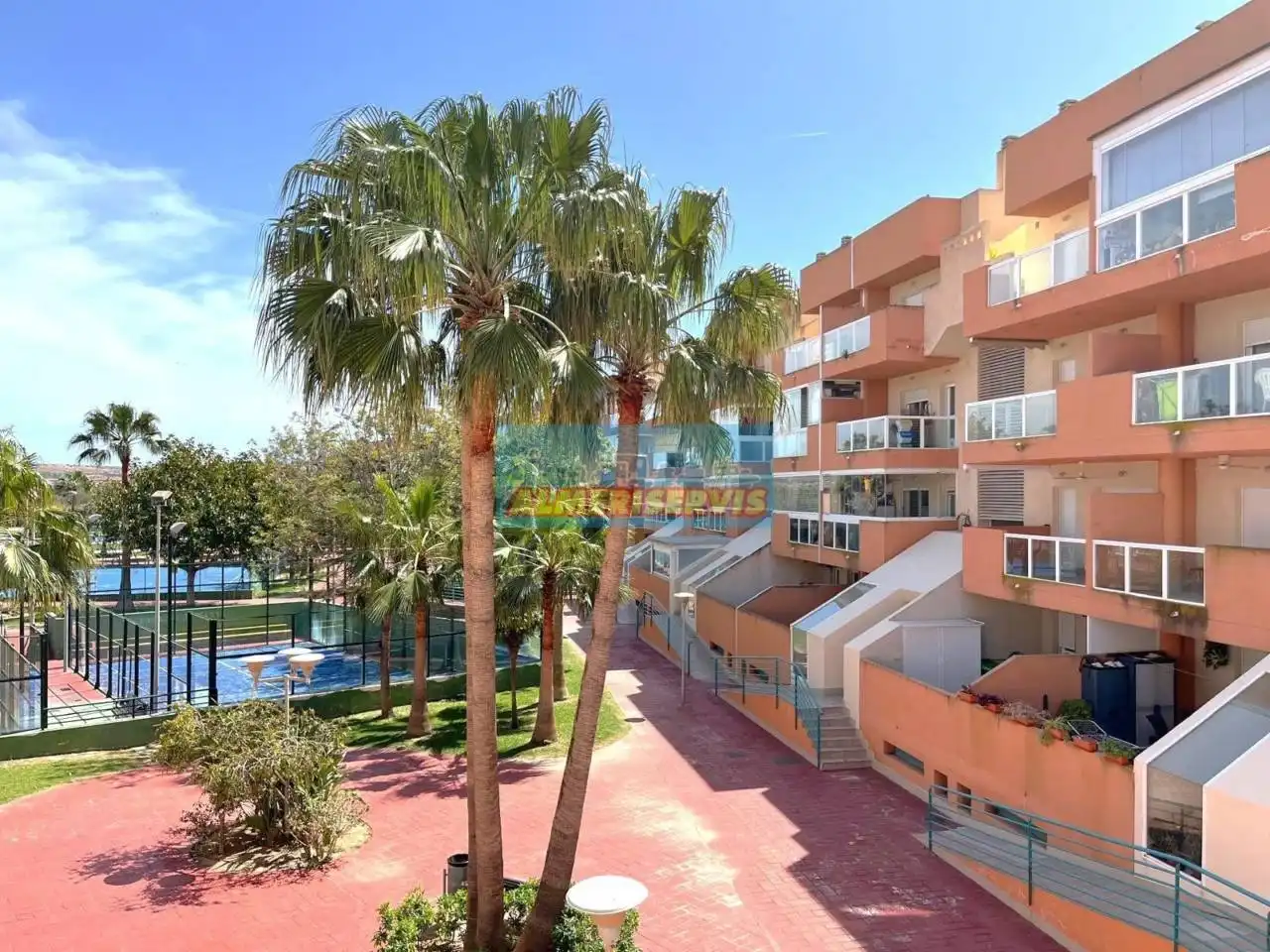 Apartament amb piscina en venda a Calle Almadraba, imagen 23