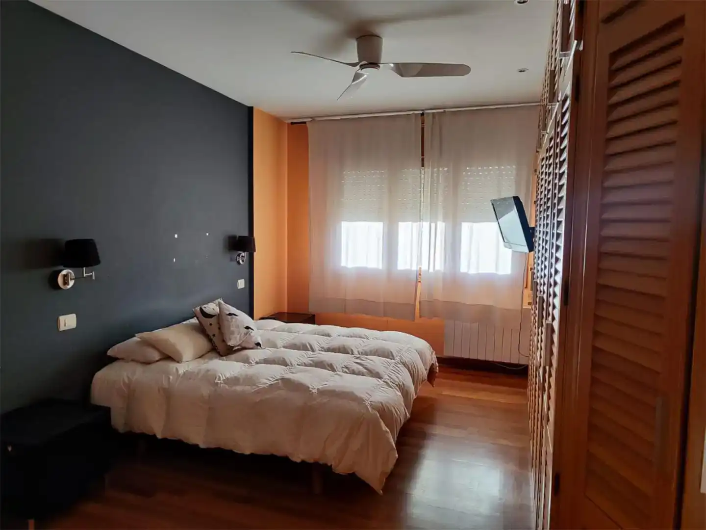 Habitación de Piso en venta en A Rúa  con Balcón