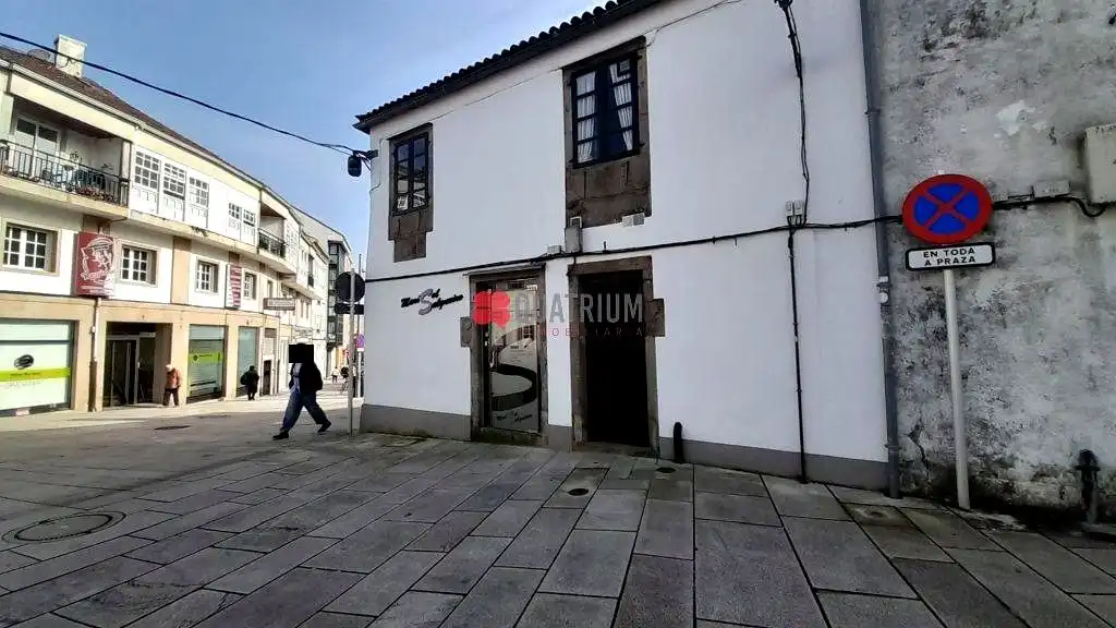Exterior view of Houses for sale in Santiago de Compostela   with Storage room