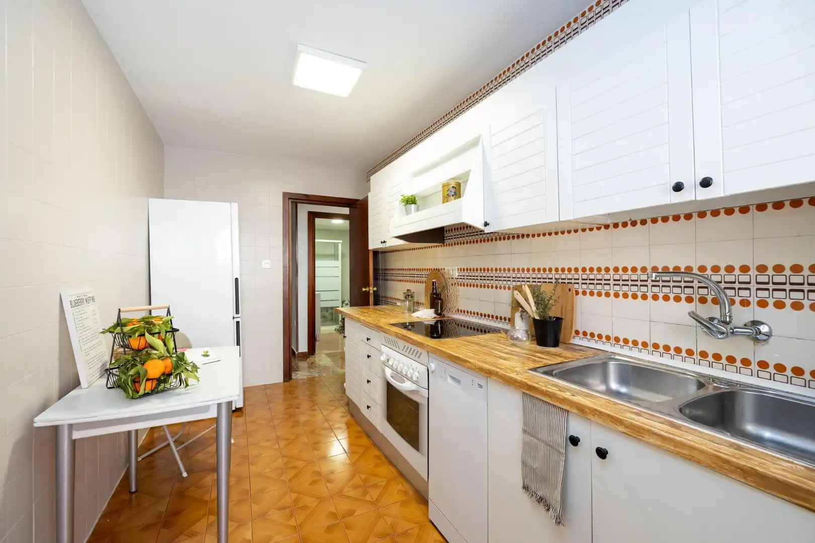 Cocina de Piso en venta en Granada con Calefacción y Balcón
