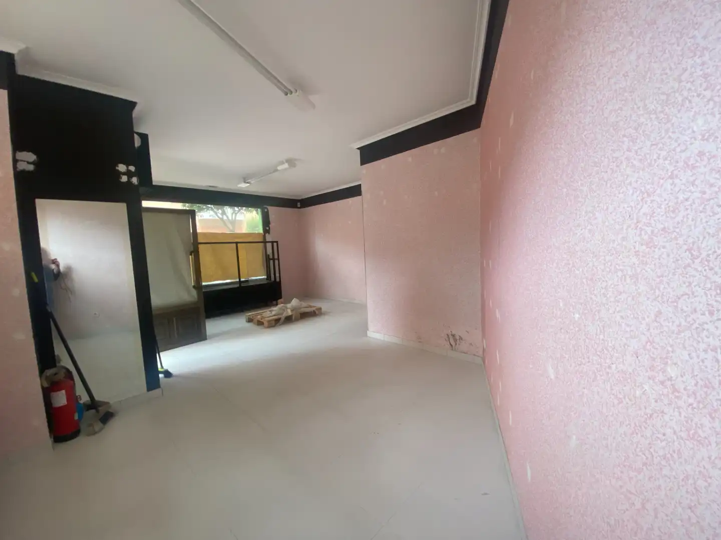 Gewerbefläche zum Verkauf in Calle Venancio Bosco, imagen 3