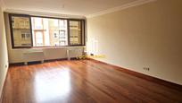 Living room of Flat to rent in  Logroño  with Air Conditioner, Heating and Storage room