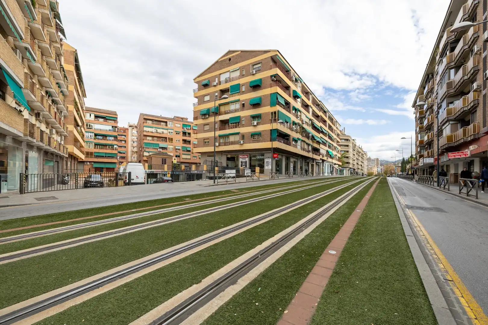 Exterior view of Flat for sale in Granada  with Air Conditioner, Terrace and Storage room