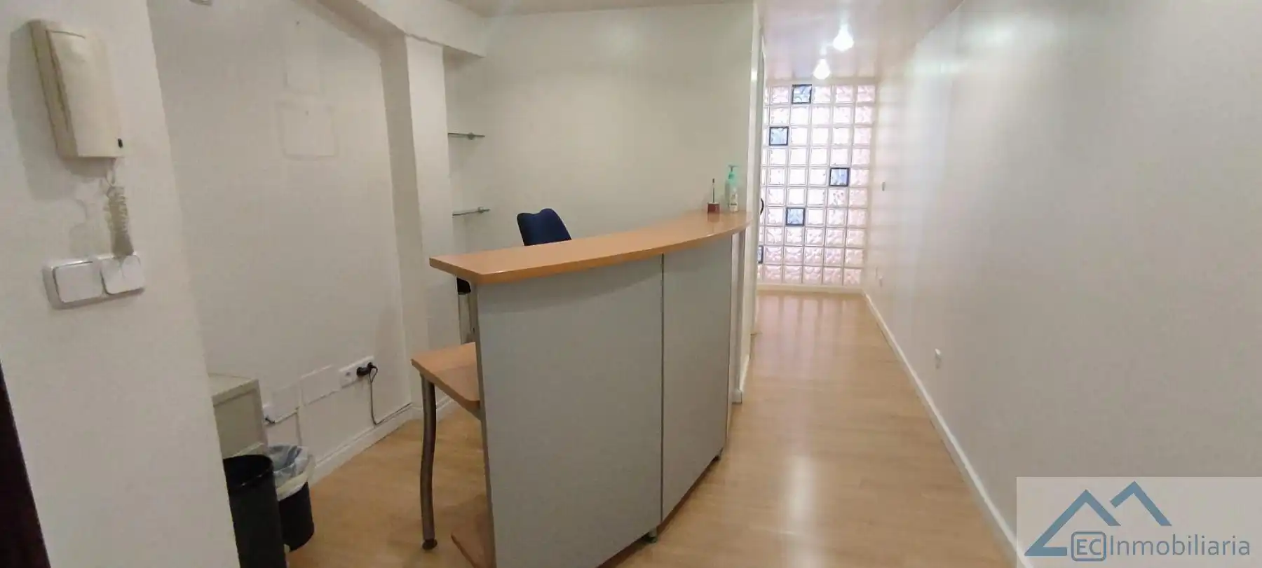 Local en venta en Santander