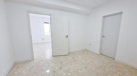 Photo 2 of Office to rent in Plaça de L'ajuntament, Casco Antiguo - Sta. Cruz - Ayuntamiento, Alicante