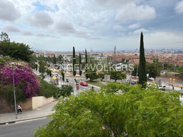 Vista exterior de Apartament en venda en  Barcelona Capital amb Aire condicionat, Calefacció i Balcó