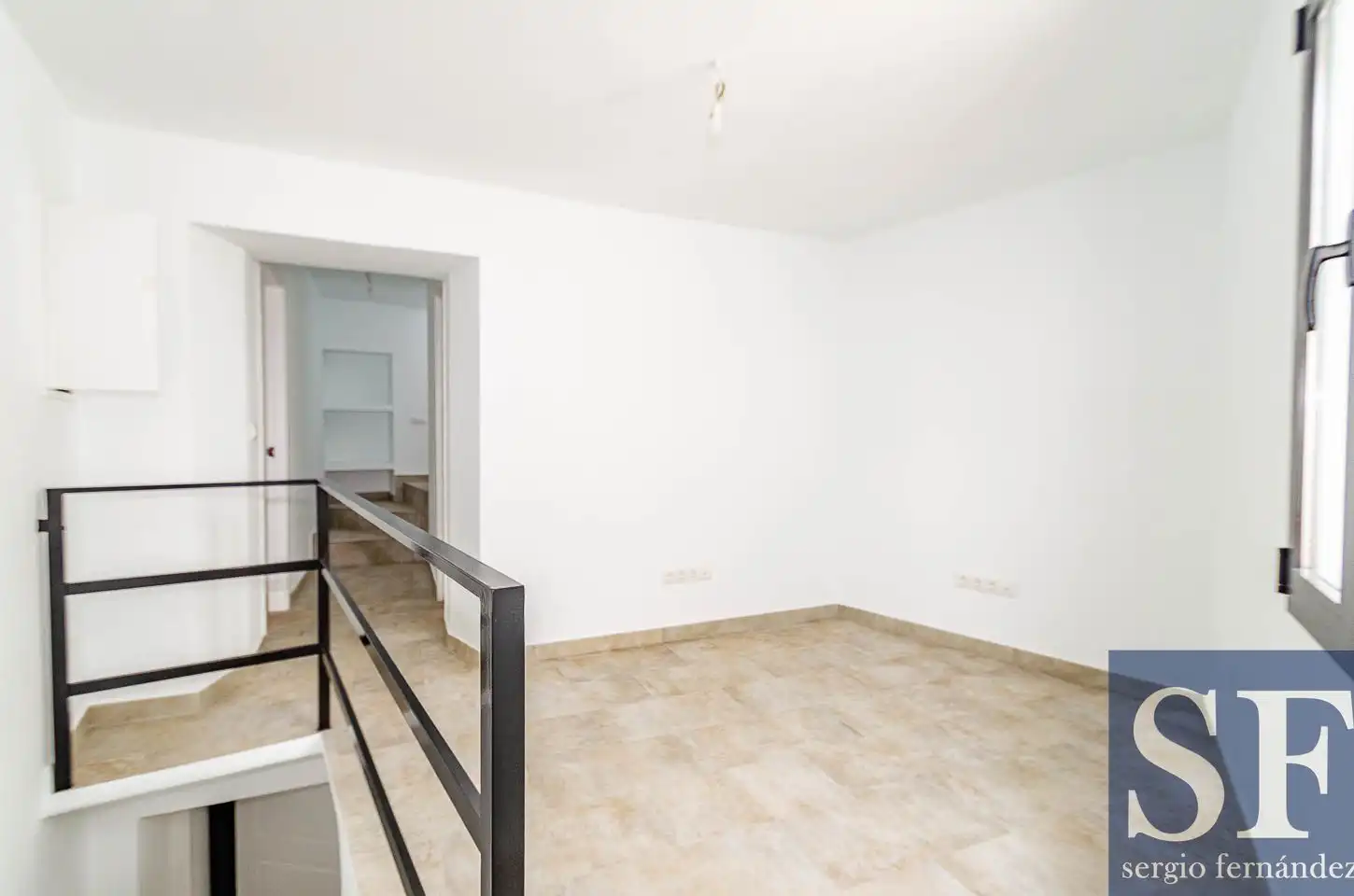 Casa adosada en venta en Sedella