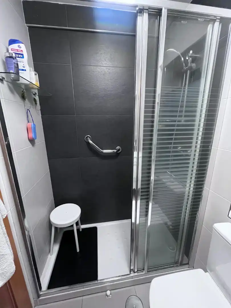 Bathroom of Flat for sale in Burgos  with Furnished