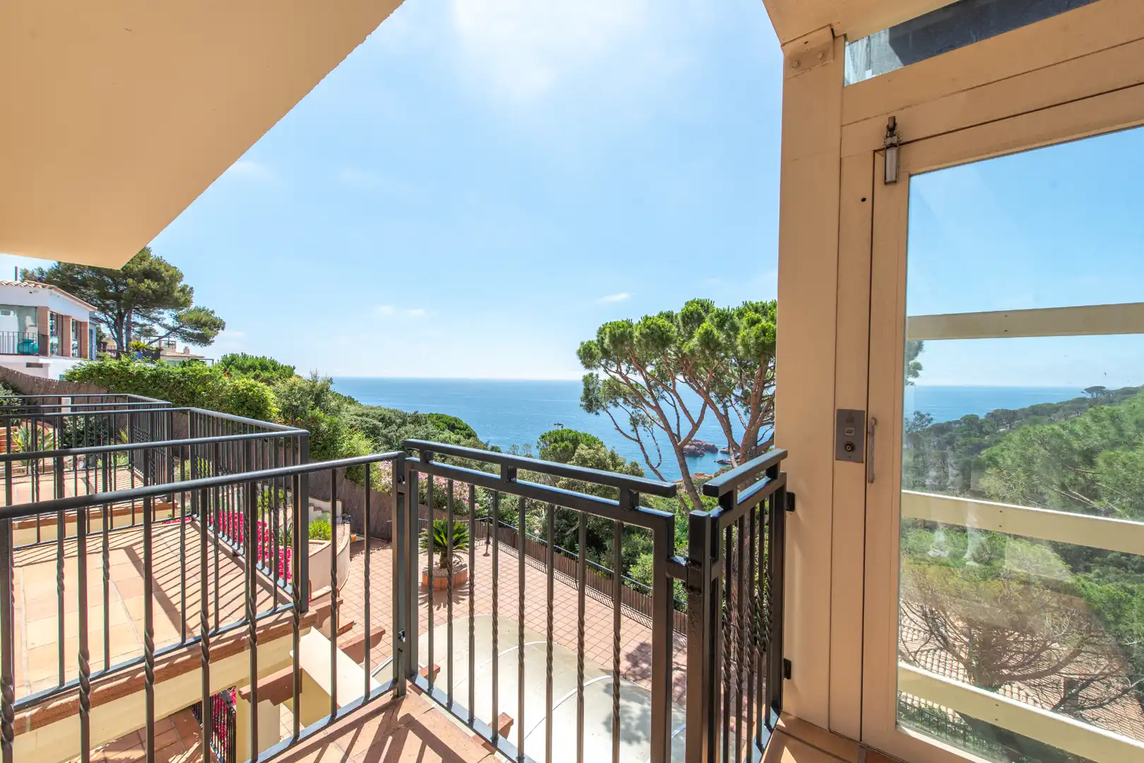 Terrassa de Casa o xalet en venda en Sant Feliu de Guíxols amb Aire condicionat, Calefacció i Jardí privat
