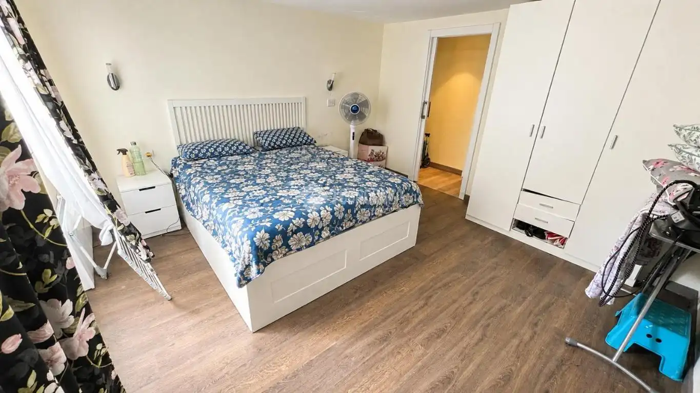 Habitación de Piso en venta en Valencia con Aire acondicionado