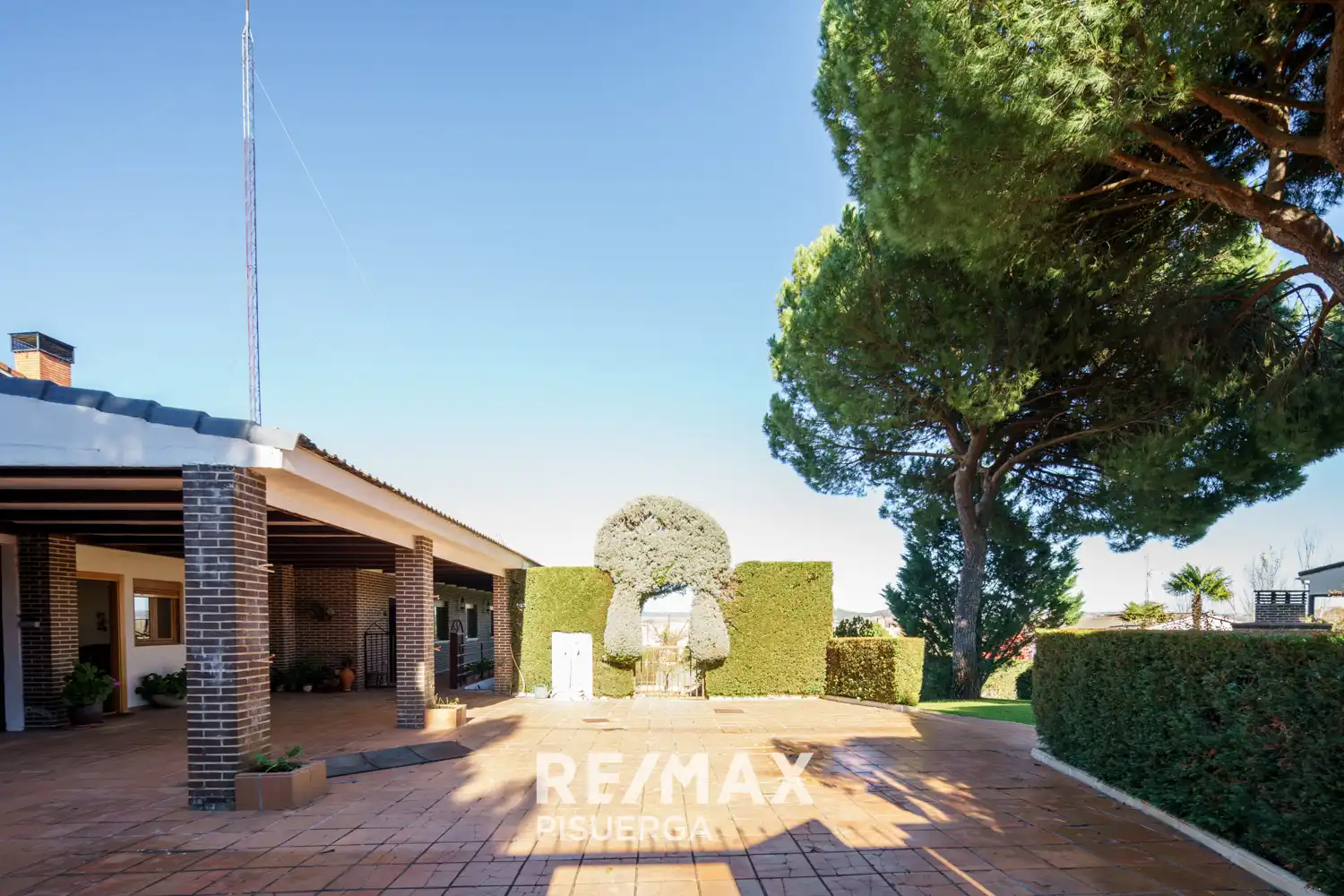 Terrassa de Casa o xalet en venda en Tudela de Duero amb Calefacció, Jardí privat i Terrassa