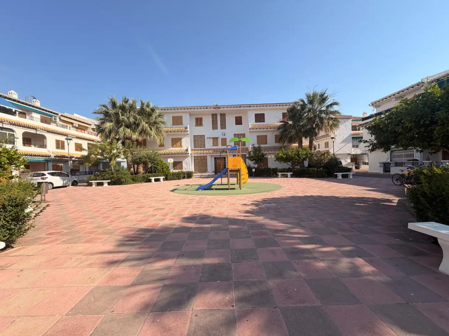 Ground floor with terrace to rent in Calle ARACELI, imagen 18