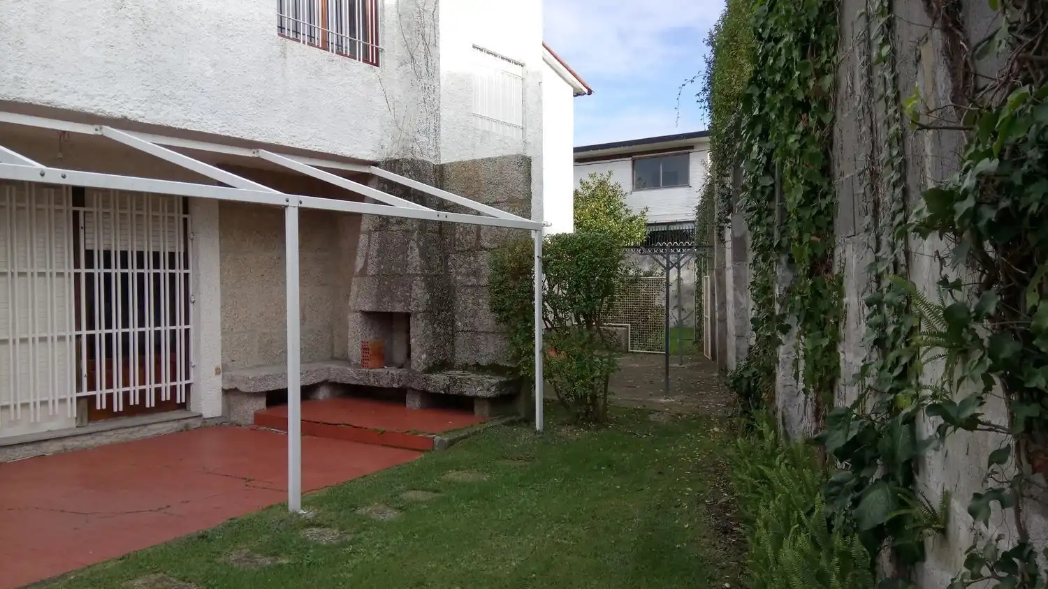 Garden of Houses for sale in Vigo 