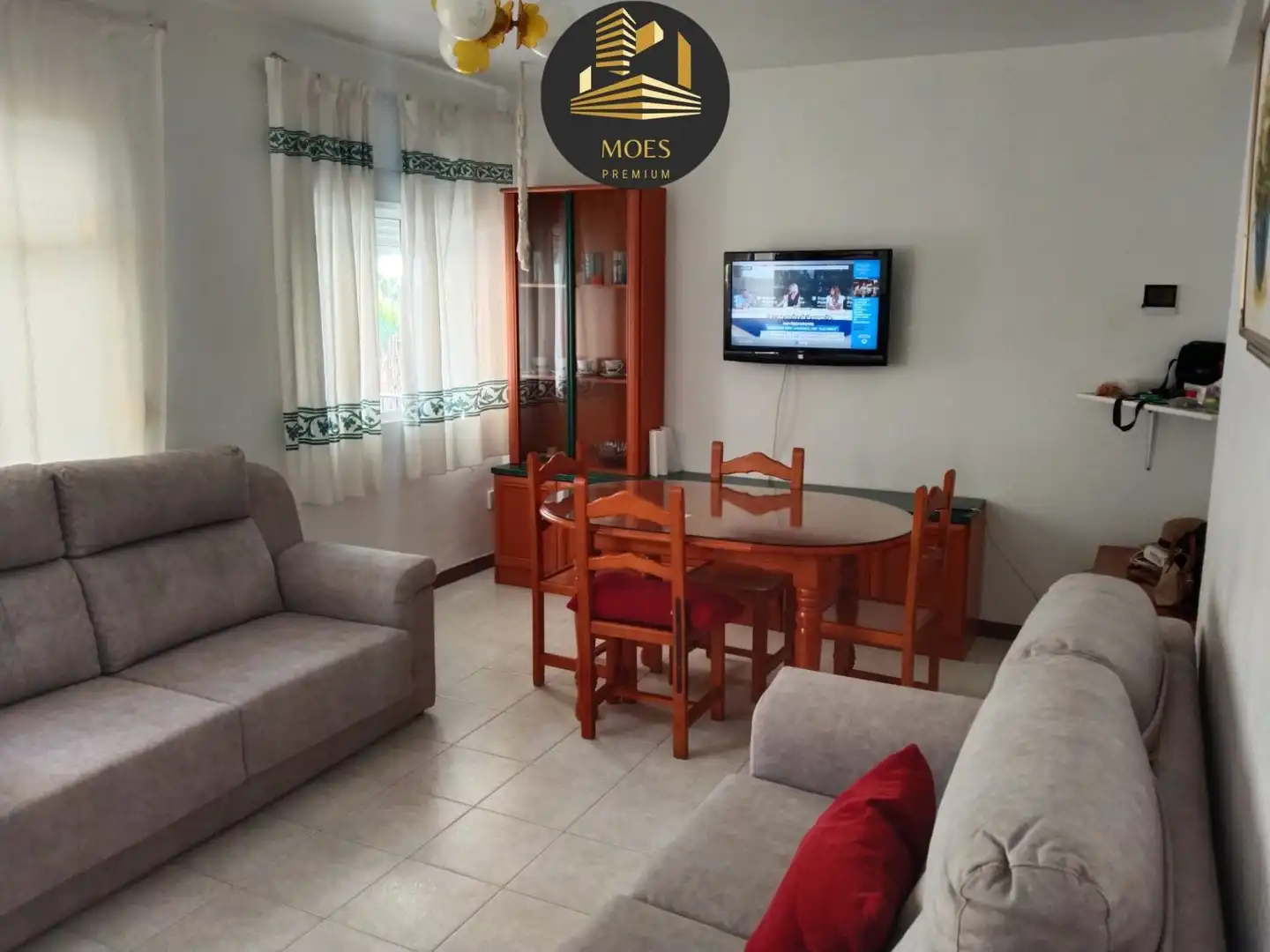 Sala de estar de Piso de alquiler en Benalmádena con Aire acondicionado, Calefacción y Terraza