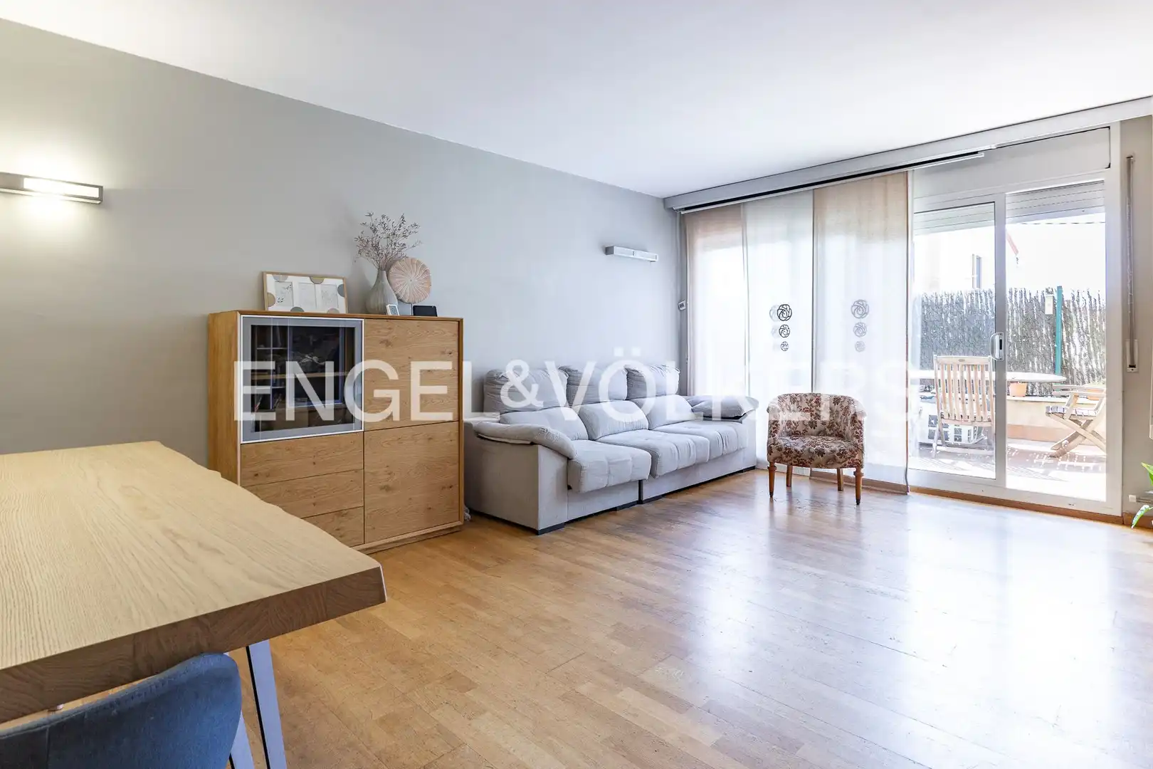 Living room of Apartments for sale in El Masnou  with Air Conditioner, Heating and Parquet flooring