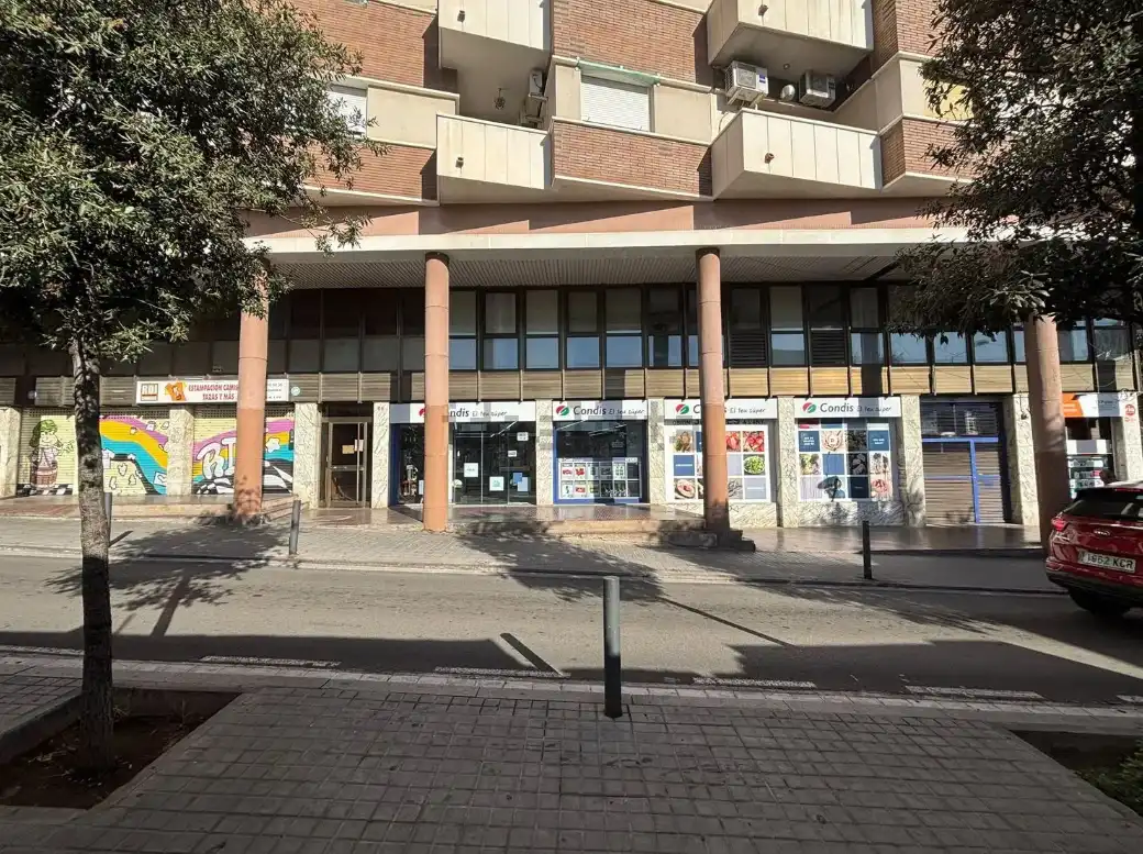 Local comercial en venda a Ronda de la Torrassa 69