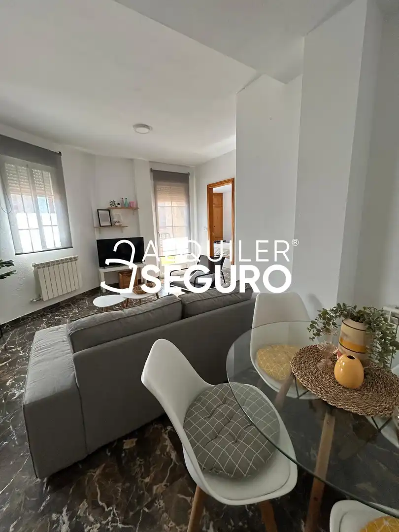 Flat for rent in de Ogijares, Avda. De los Ogíjares