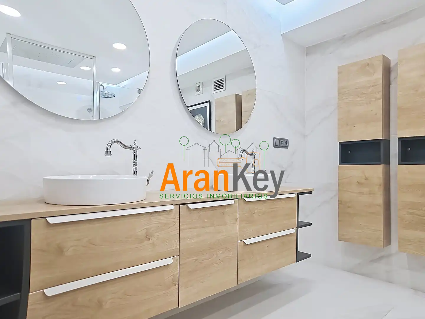 Baño de Piso en venta en Ocaña con Aire acondicionado y Horno