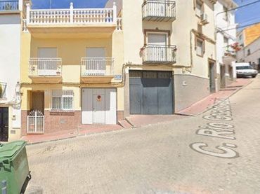House for sale in Huelma