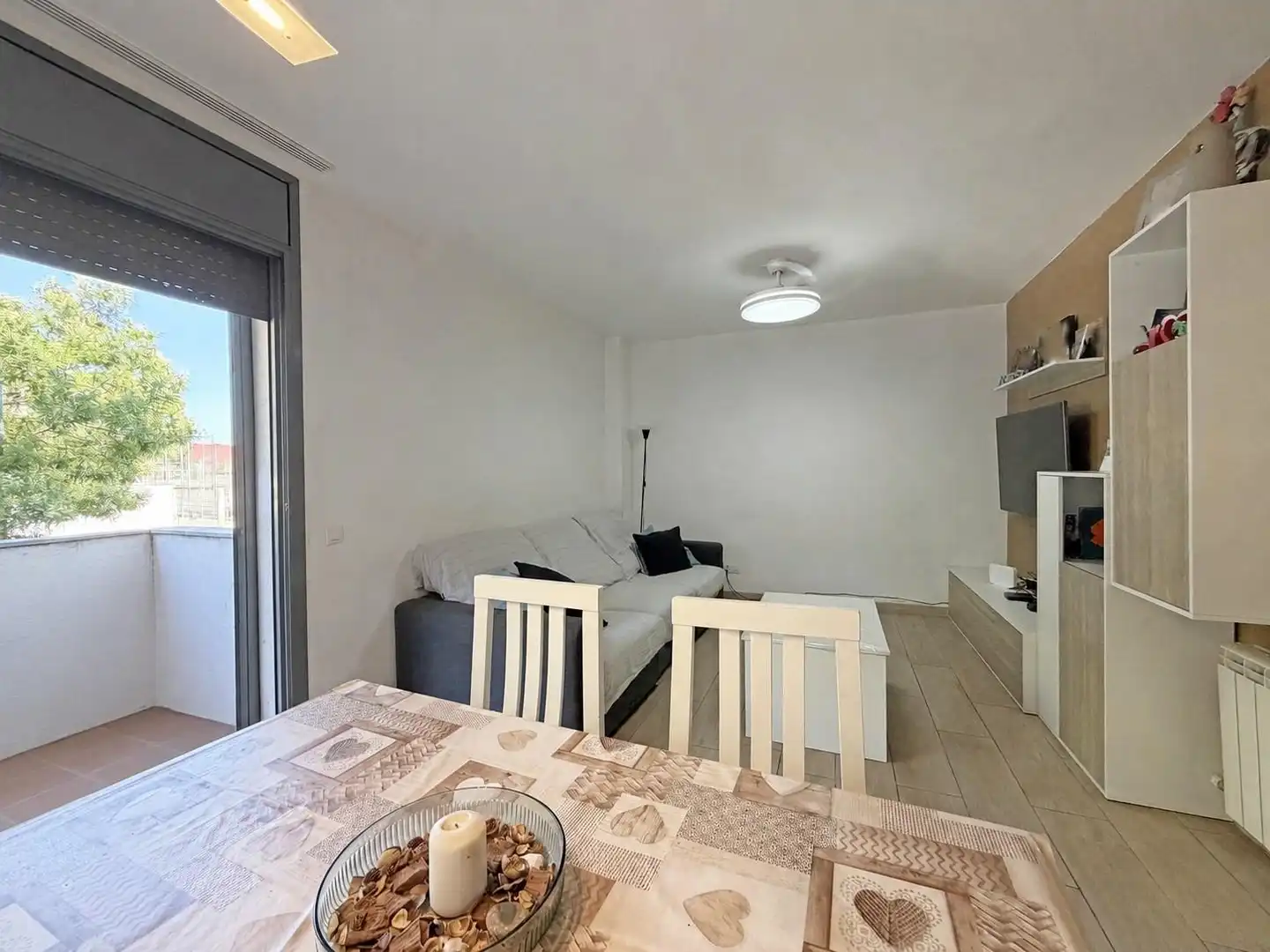 Sala de estar de Planta baja en venta en Barberà del Vallès con Aire acondicionado, Calefacción y Trastero