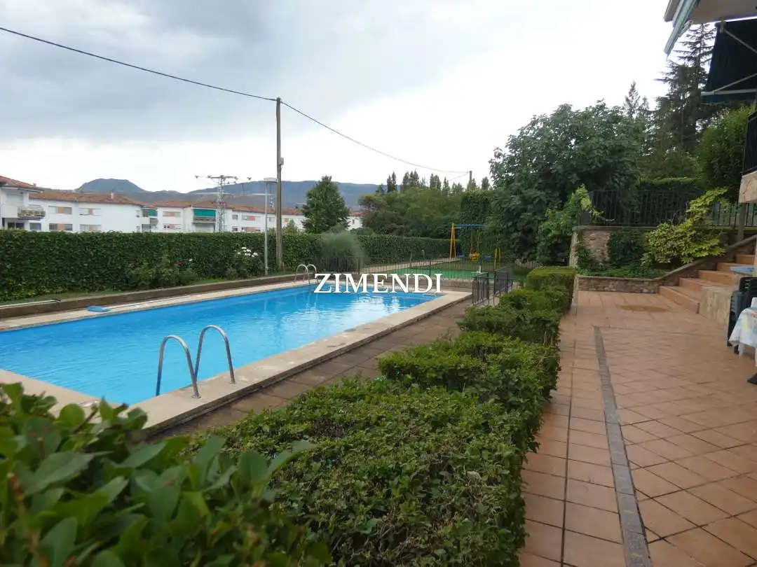 Swimming pool of Houses for sale in Albelda de Iregua  with Heating, Terrace and Swimming Pool