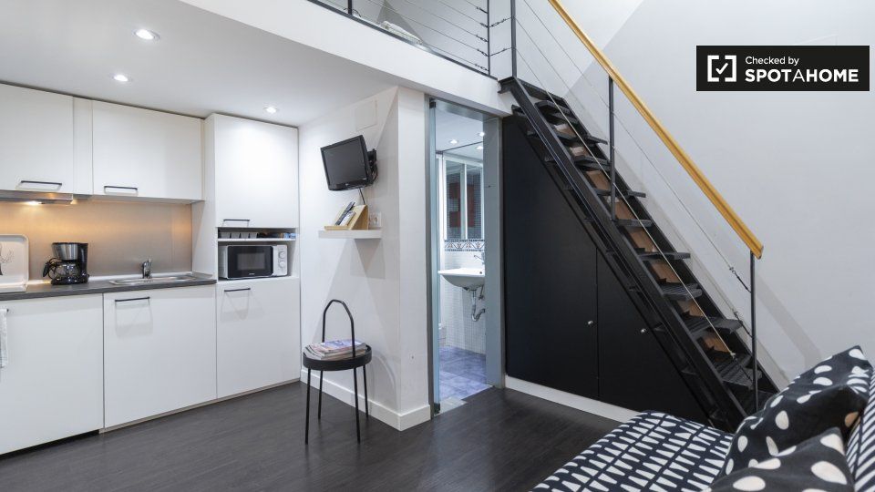 Bedroom of Flat to rent in  Madrid Capital  with Air Conditioner, Heating and Furnished