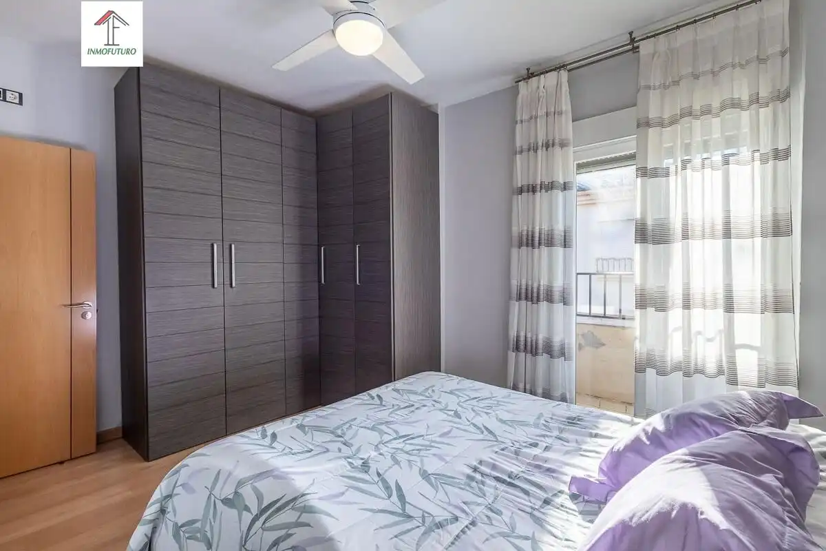 Habitación de Piso en venta en Ogíjares con Aire acondicionado, Calefacción y Balcón