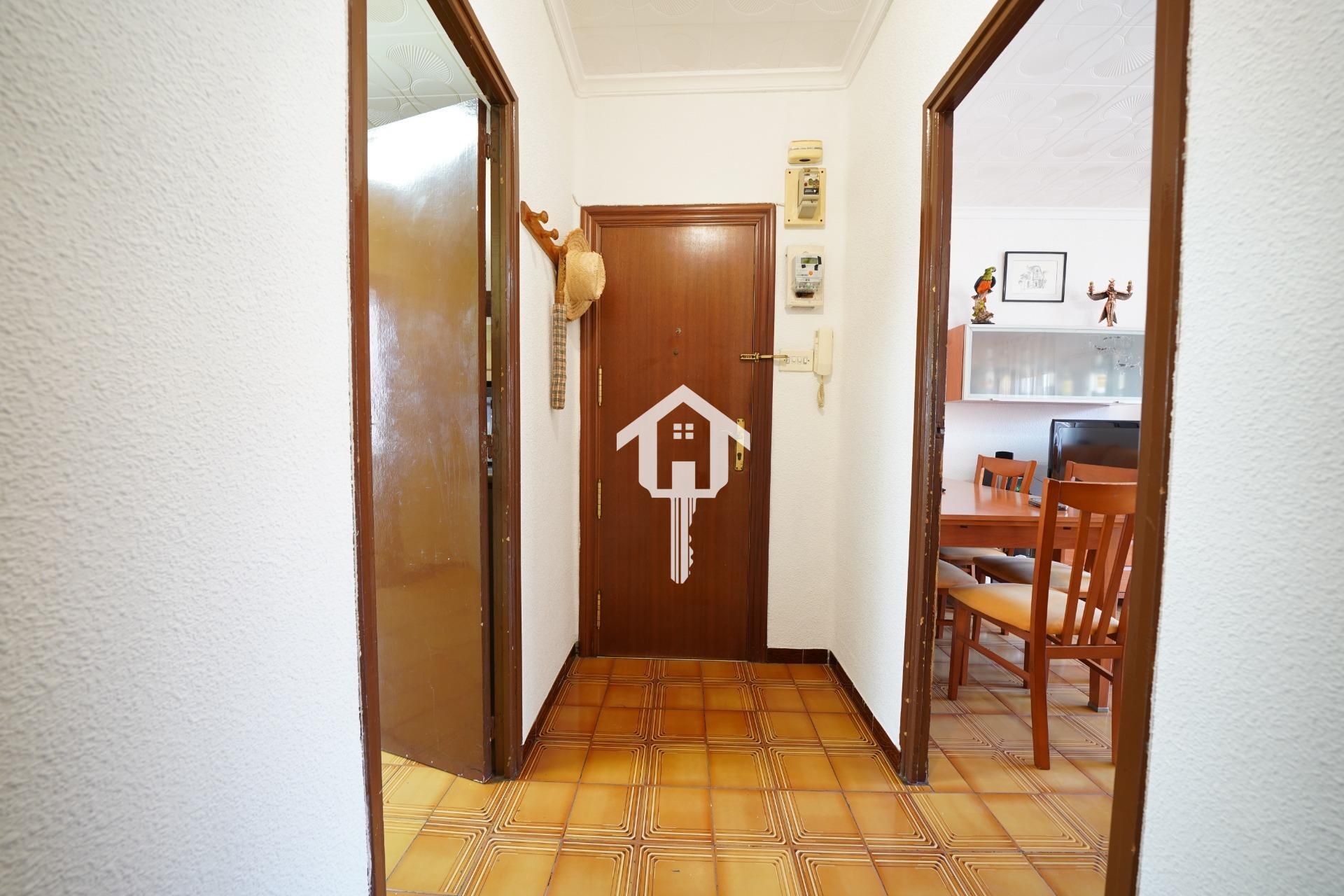 Flat for sale in Alicante / Alacant  with Air Conditioner, Furnished and Balcony