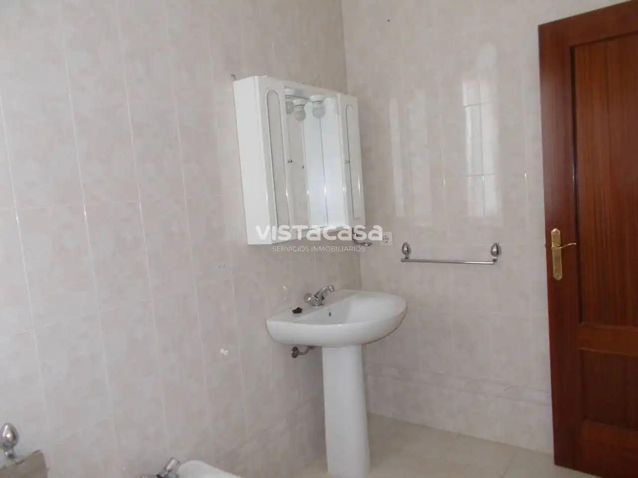 Bathroom of Detached homes for rent in El Viso del Alcor  with Air Conditioner and Terrace