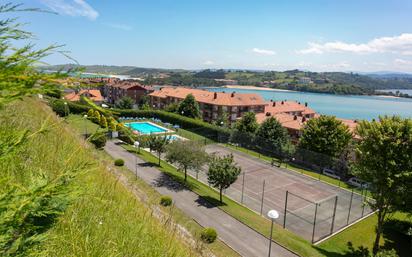 Piscina de Dúplex en venda en San Vicente de la Barquera amb Terrassa i Balcó