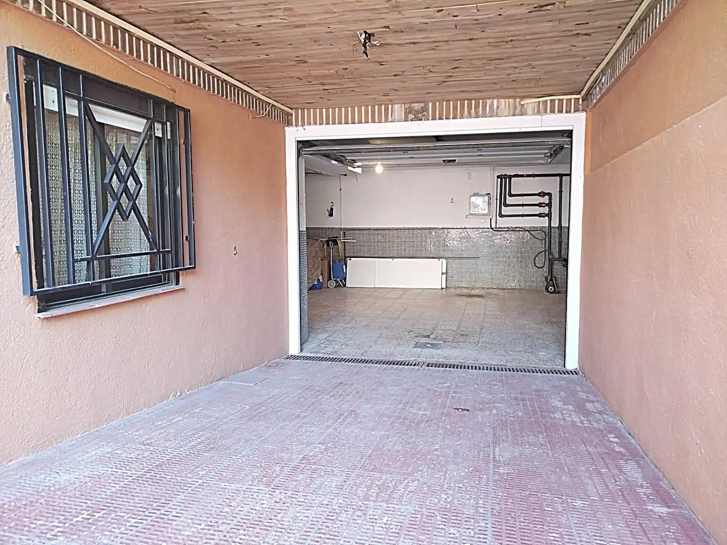 Detached homes for sale in Los Villares