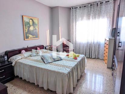 Bedroom of Flat for sale in Terrassa  with Air Conditioner, Terrace and Alarm