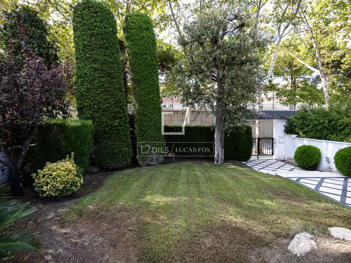 Jardín de Casa o chalet en venta en Barcelona con Aire acondicionado, Terraza y Trastero