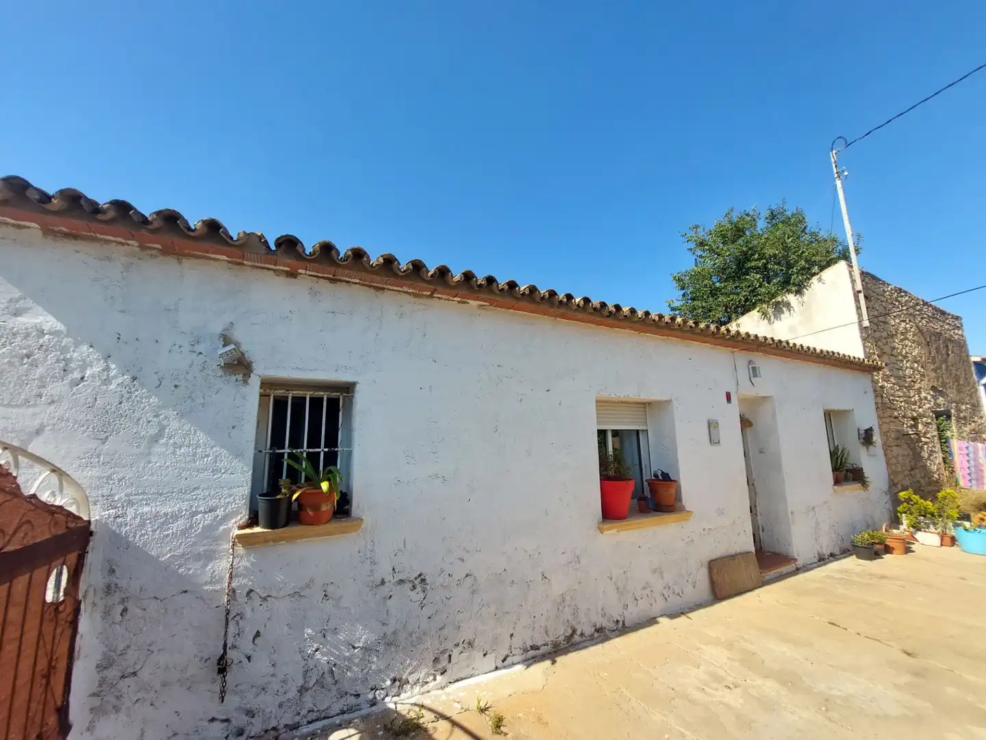 Vista exterior de Casa adosada en venta en Dénia con Jardín privado y Amueblado