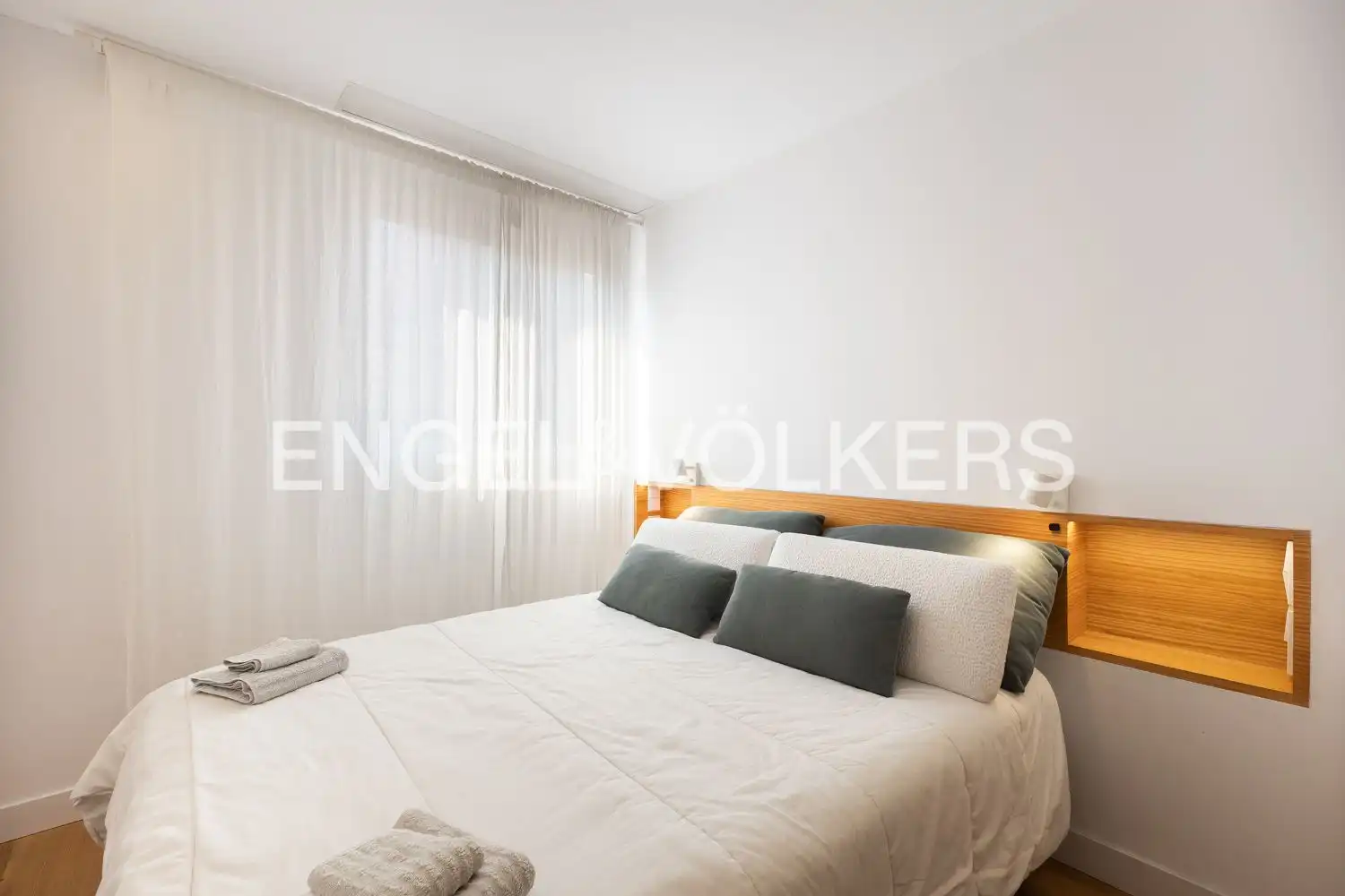 Habitación de Piso de alquiler en Valencia con Aire acondicionado, Calefacción y Balcón