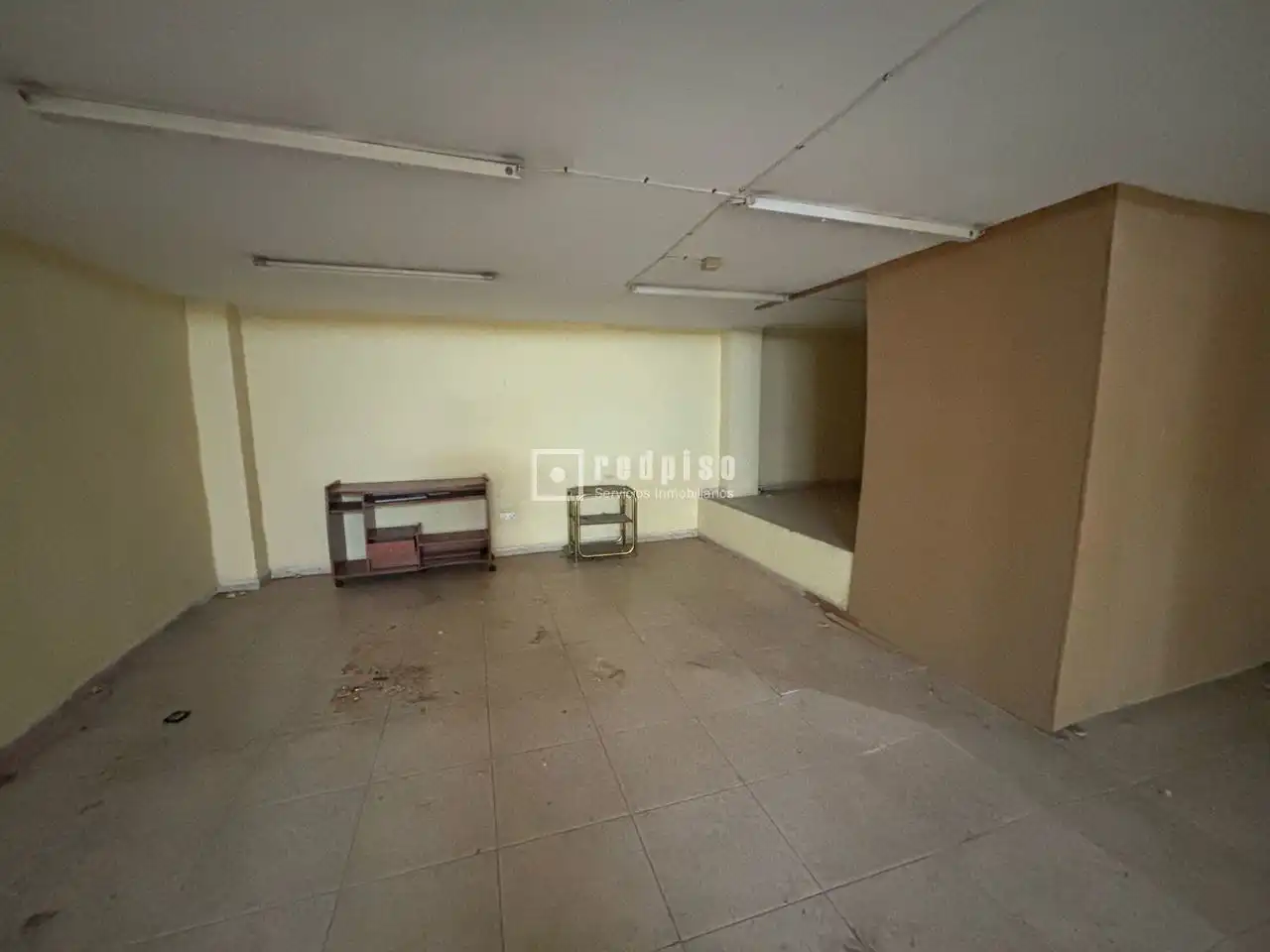 Local comercial en venda a Rodrigo de Pertegás, imagen 6