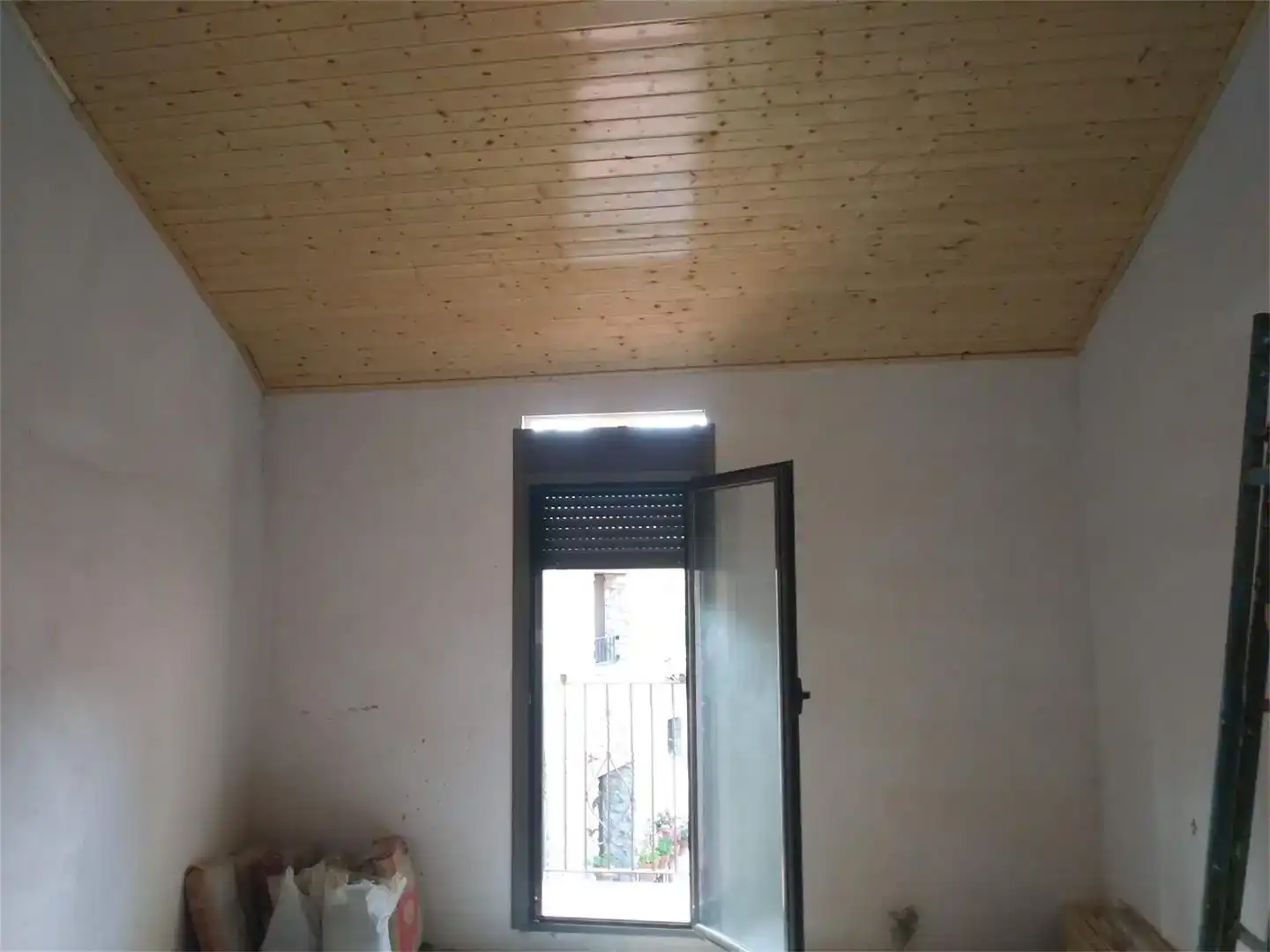Habitación de Casa adosada en venta en Castigaleu con Trastero, Amueblado y Balcón