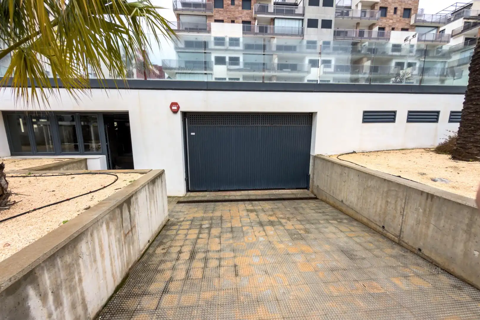 Parking of Ground floor for sale in Pilar de la Horadada  with Air Conditioner, Heating and Private garden
