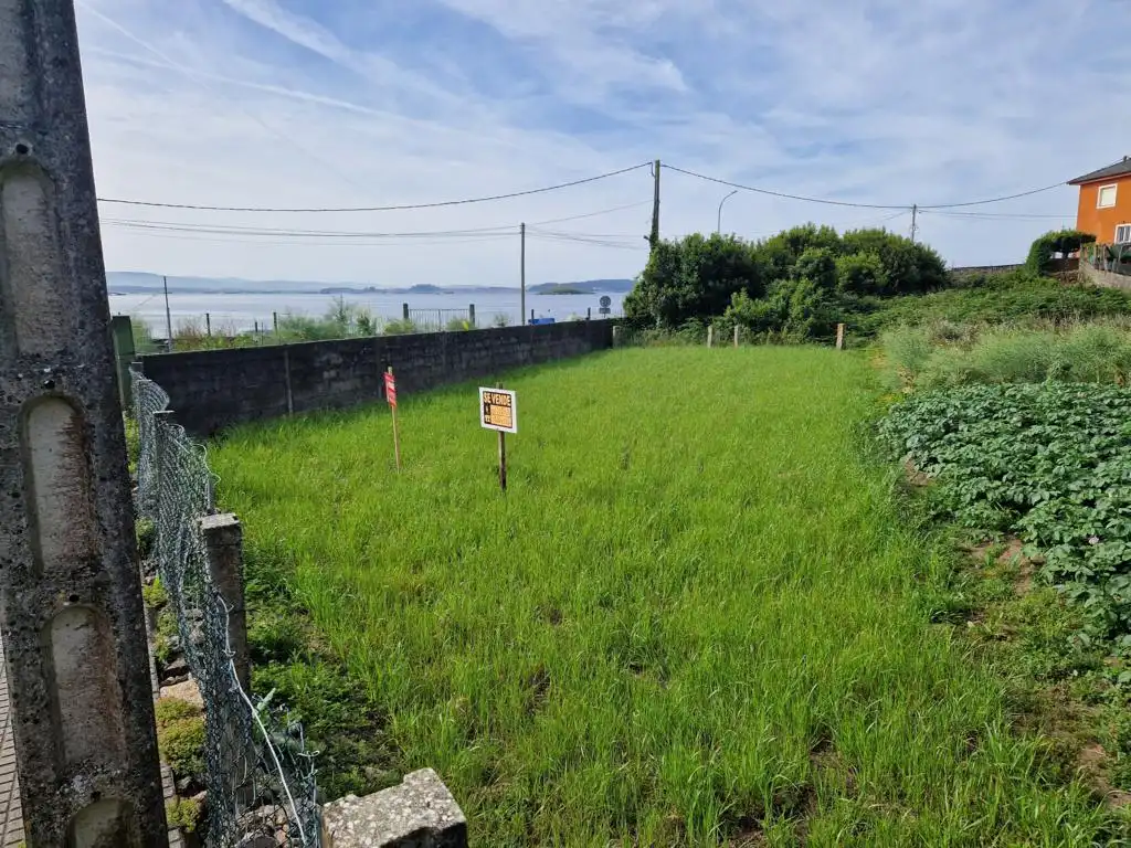 Land for sale in Boiro