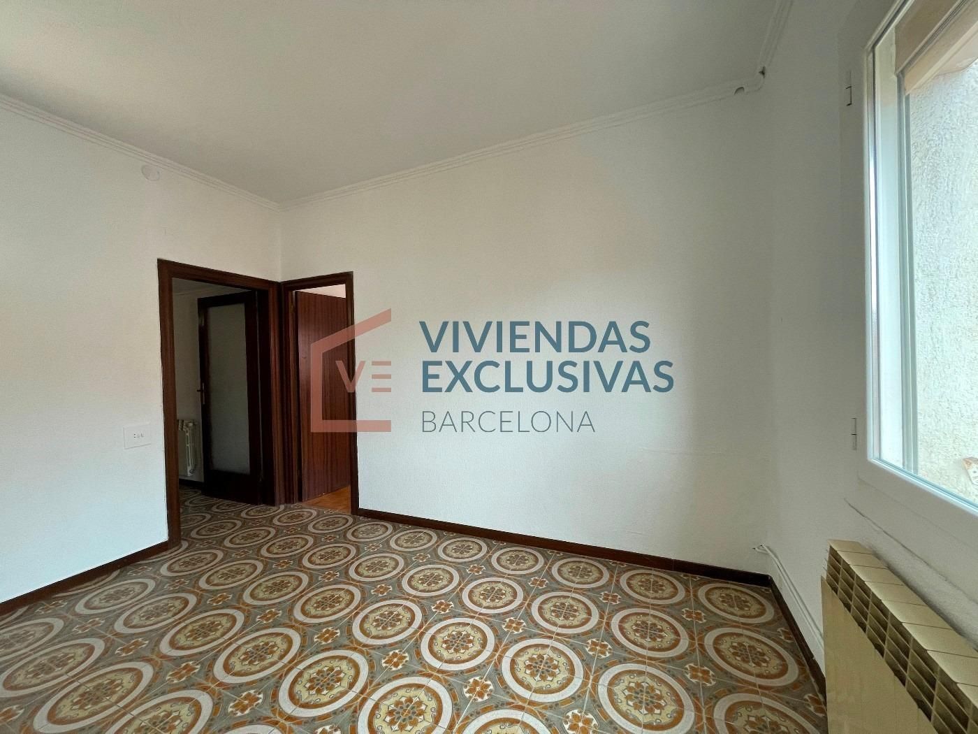 Living room of Flat for sale in  Barcelona Capital  with Heating