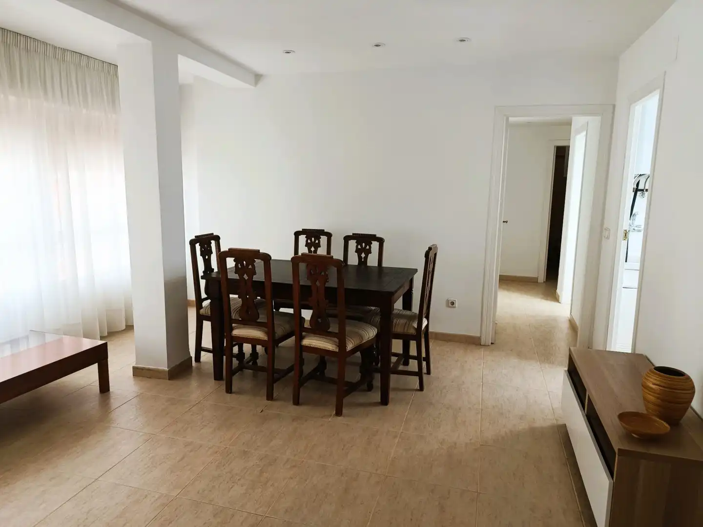 Comedor de Piso en venta en Castellón de la Plana / Castelló de la Plana con Amueblado, Horno y Lavadora